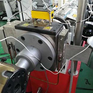 网带式榴莲视频成人APP吹塑生产线应用